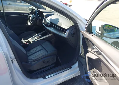 2024 Audi A3 Premium Plus 40 Tfsi Quattro S Tronic из США, поврежденный, VIN WAUHUDGYXRA019637